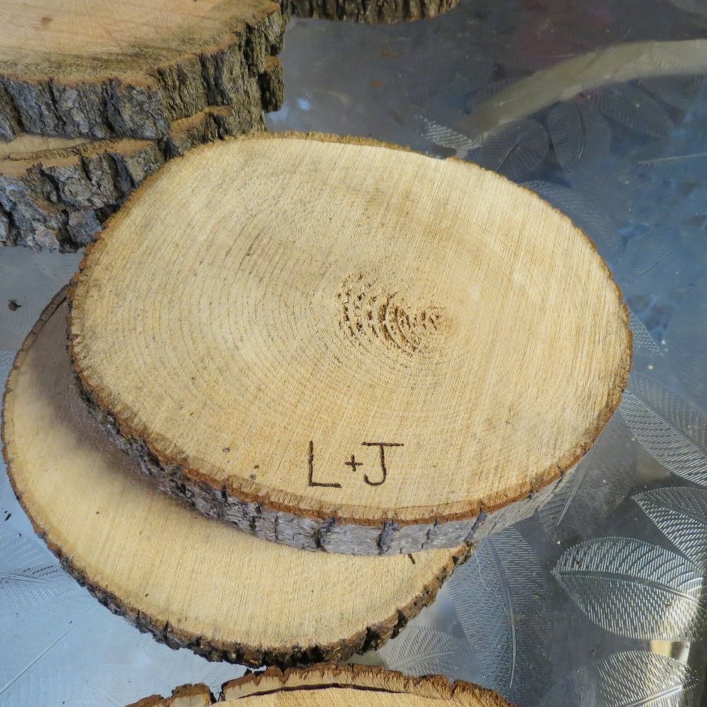 20 Personalized Round Rustic Wood Centerpieces